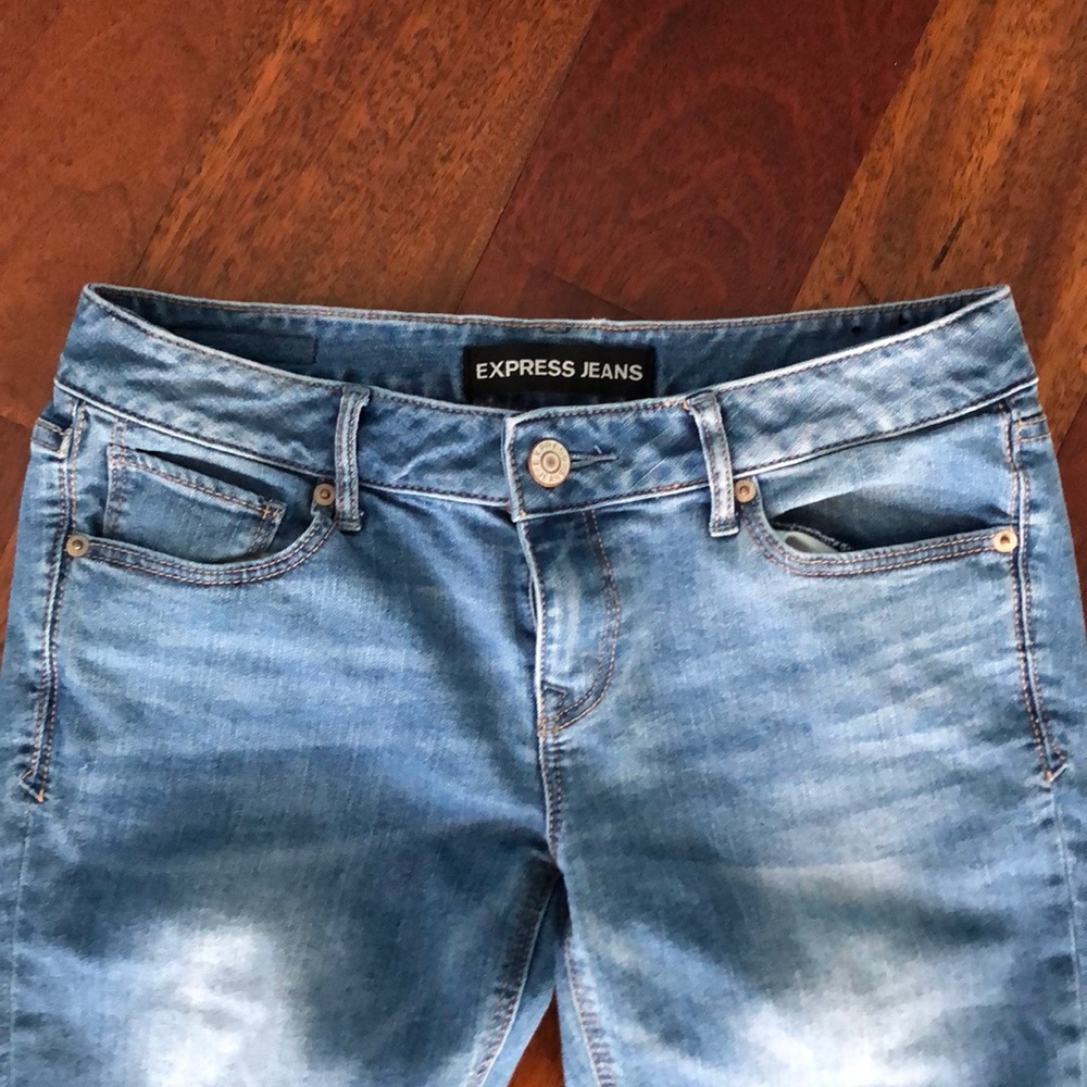 Express Low Rise Jeans - Picture 2 of 3